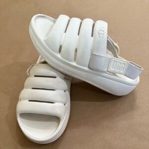 UGG Kids White Sport YEAH Sandal